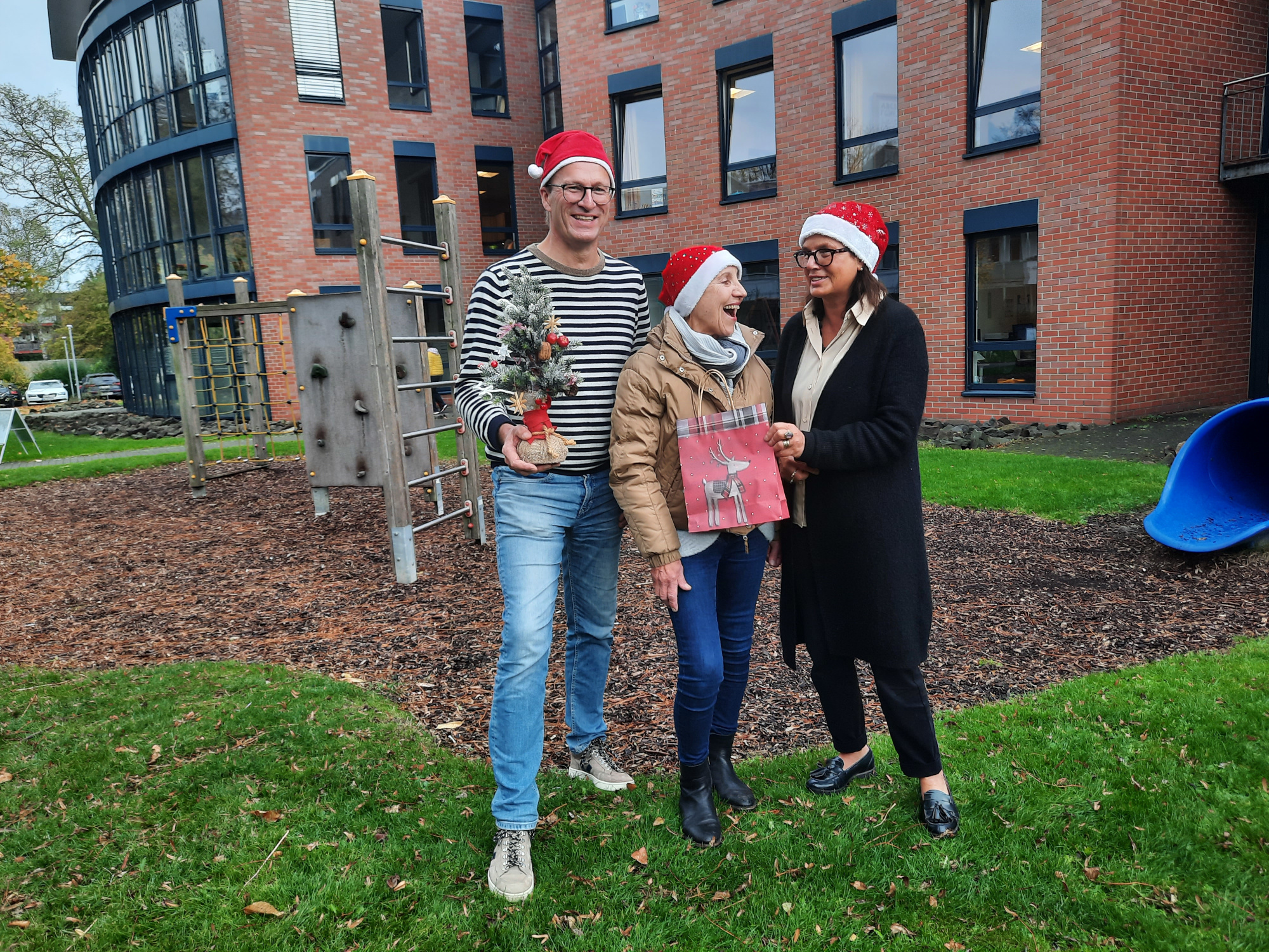1.000 € Erlös aus dem Weihnachtsbaumverkauf 2023