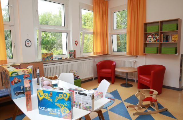 Gestaltung eines Eltern-Kind-Schulungszimmer